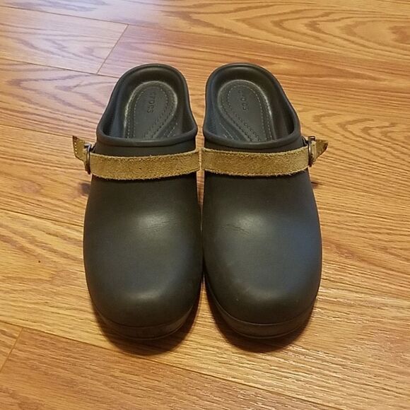 CROCS Sarah  mule clogs Sz 8W - Picture 1 of 6